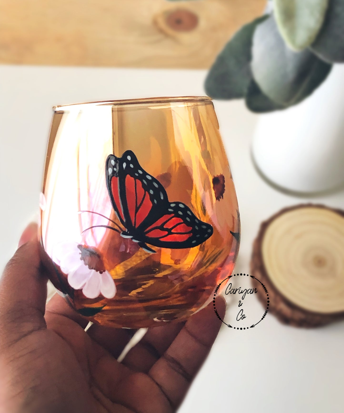 Butterfly Amber Wine Glass